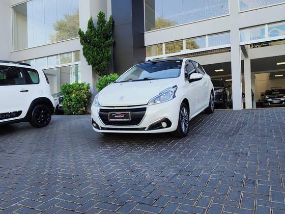 PEUGEOT 208 1.6 GRIFFE 16V FLEX 4P AUTOMÁTICO
